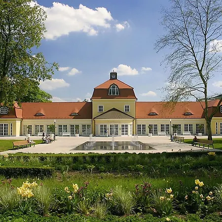 B&f Am Neumarkt فندق