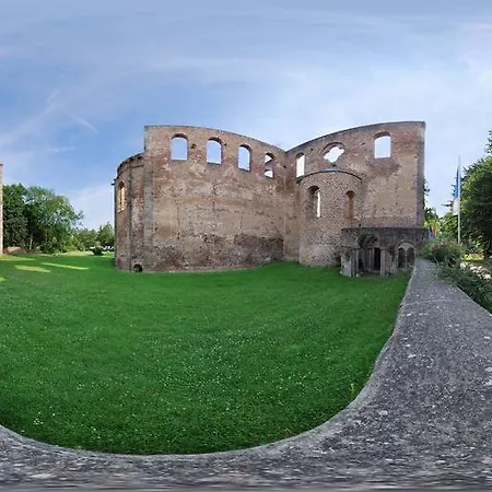 فندق B&f Am Neumarkt