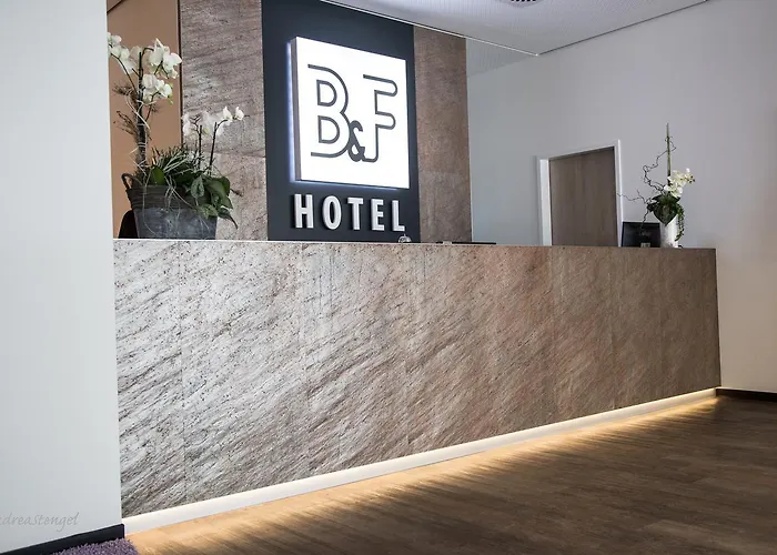 Szálloda B&f Am Neumarkt 3*